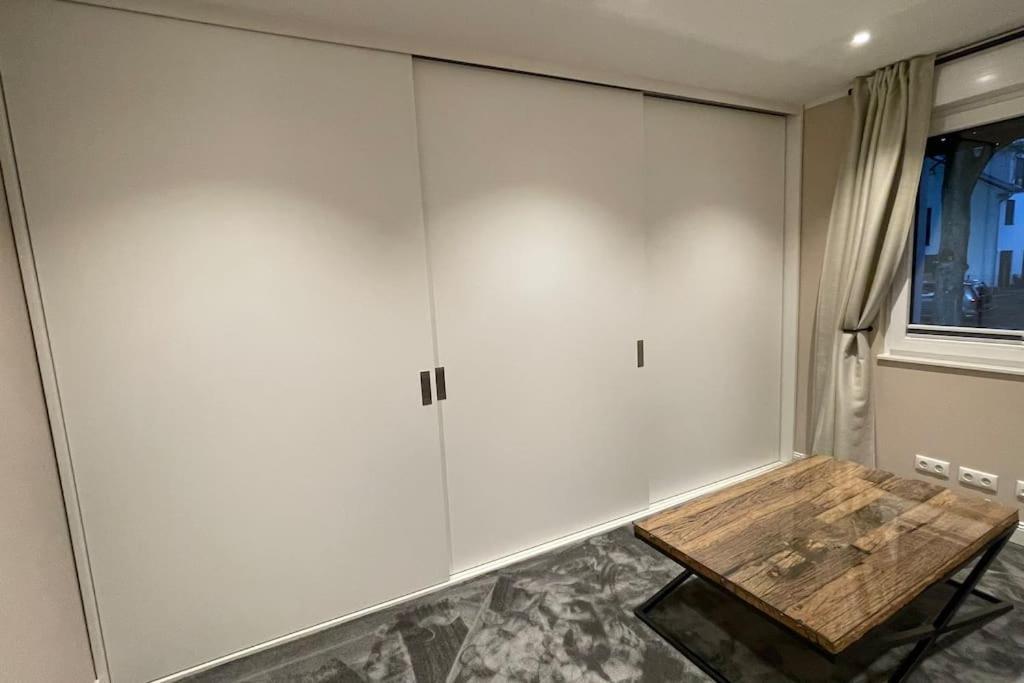 Modernes & Komfortables - 1 - Zimmer - Apartament Hamburg Exterior photo